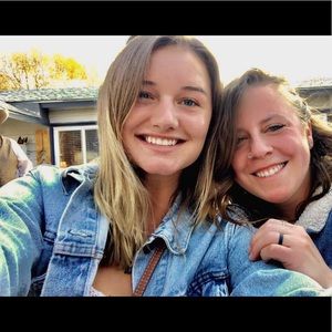 Meet your Posher, Mel